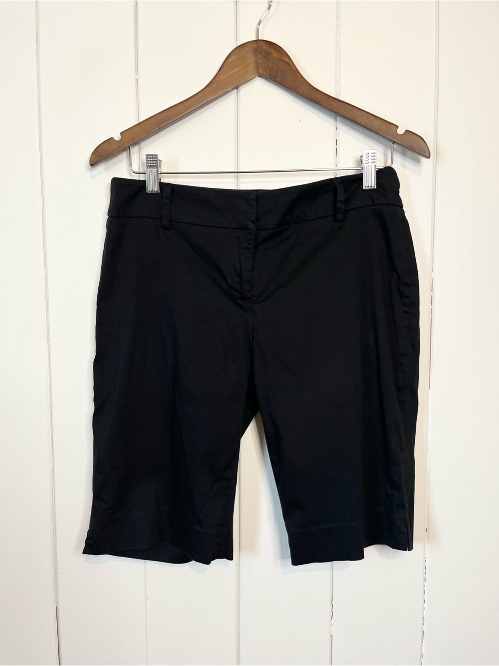 RW& Co. Black Burmuda Shorts. Size 8.